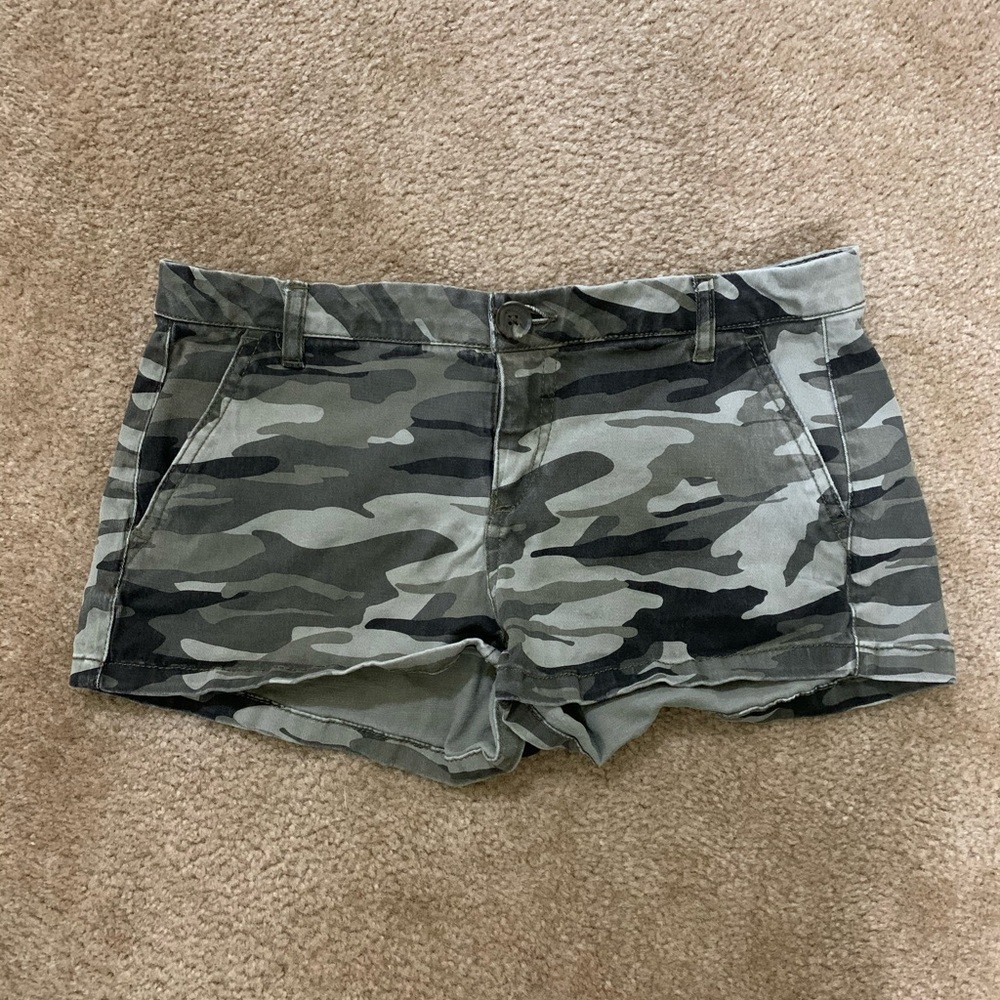 Express camo shorts